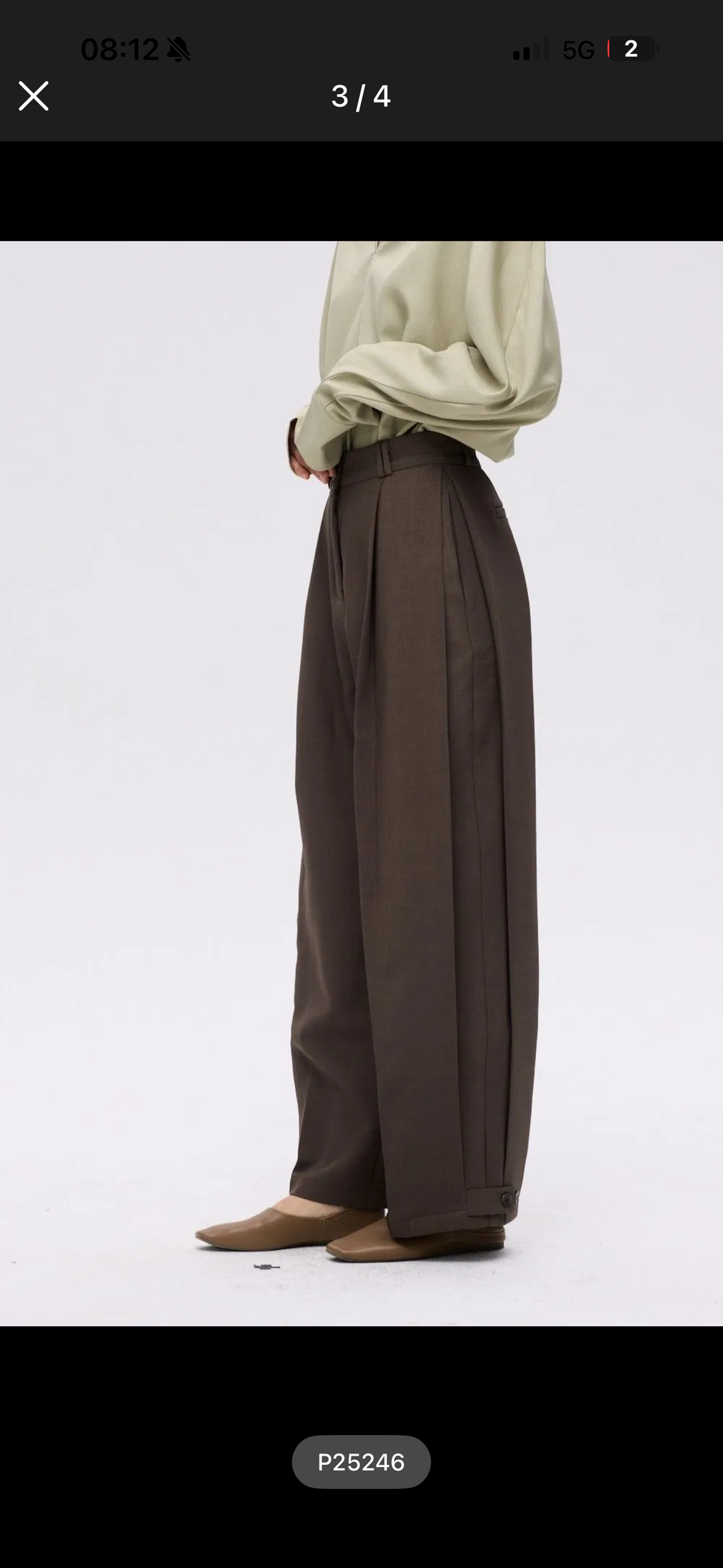 PANTALON MARRON BOUTON BAS